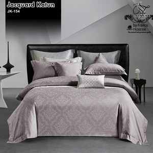 cara memasang sprei hotel