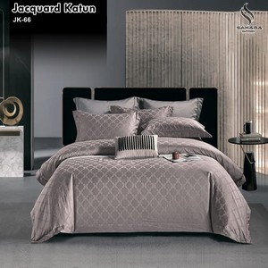 sprei hotel king koil